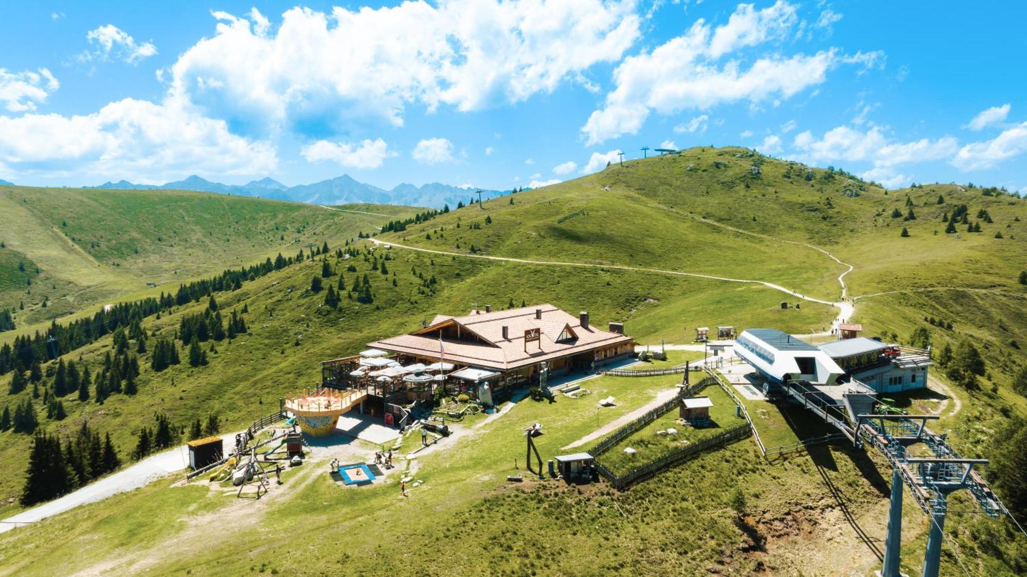 Familienhotel Huber Valles Bagian luar foto